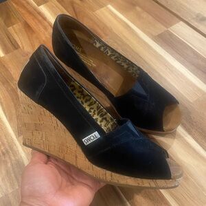 Toms wedge dress shoes
